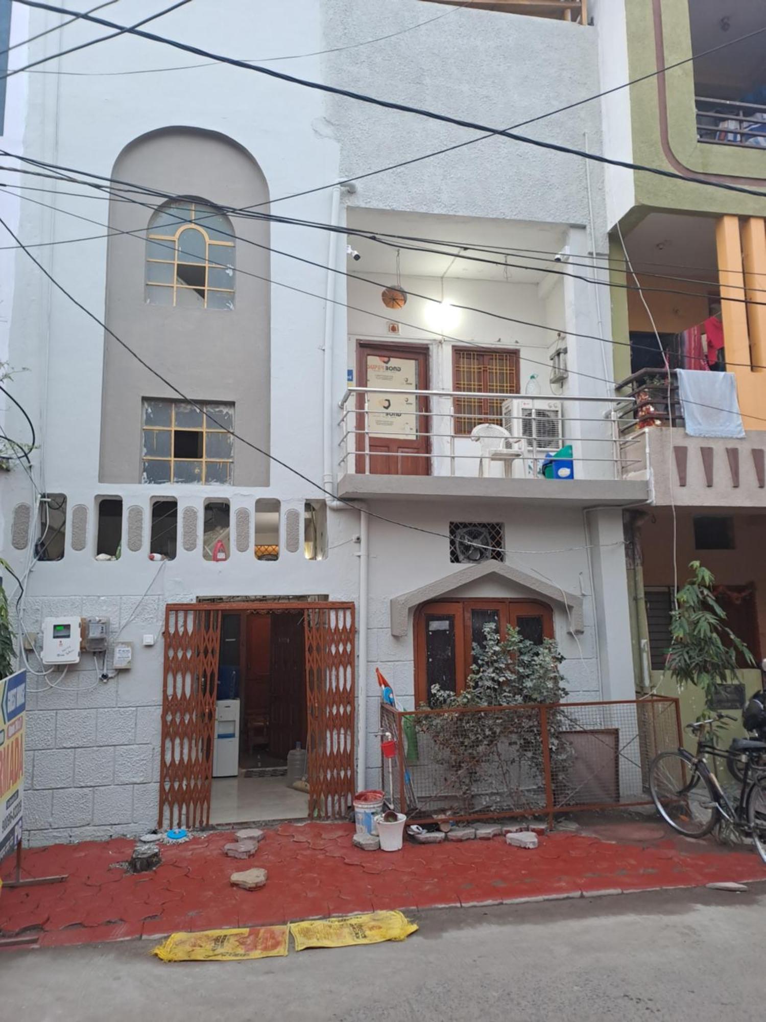 Narmada Guest House Индаур Экстерьер фото